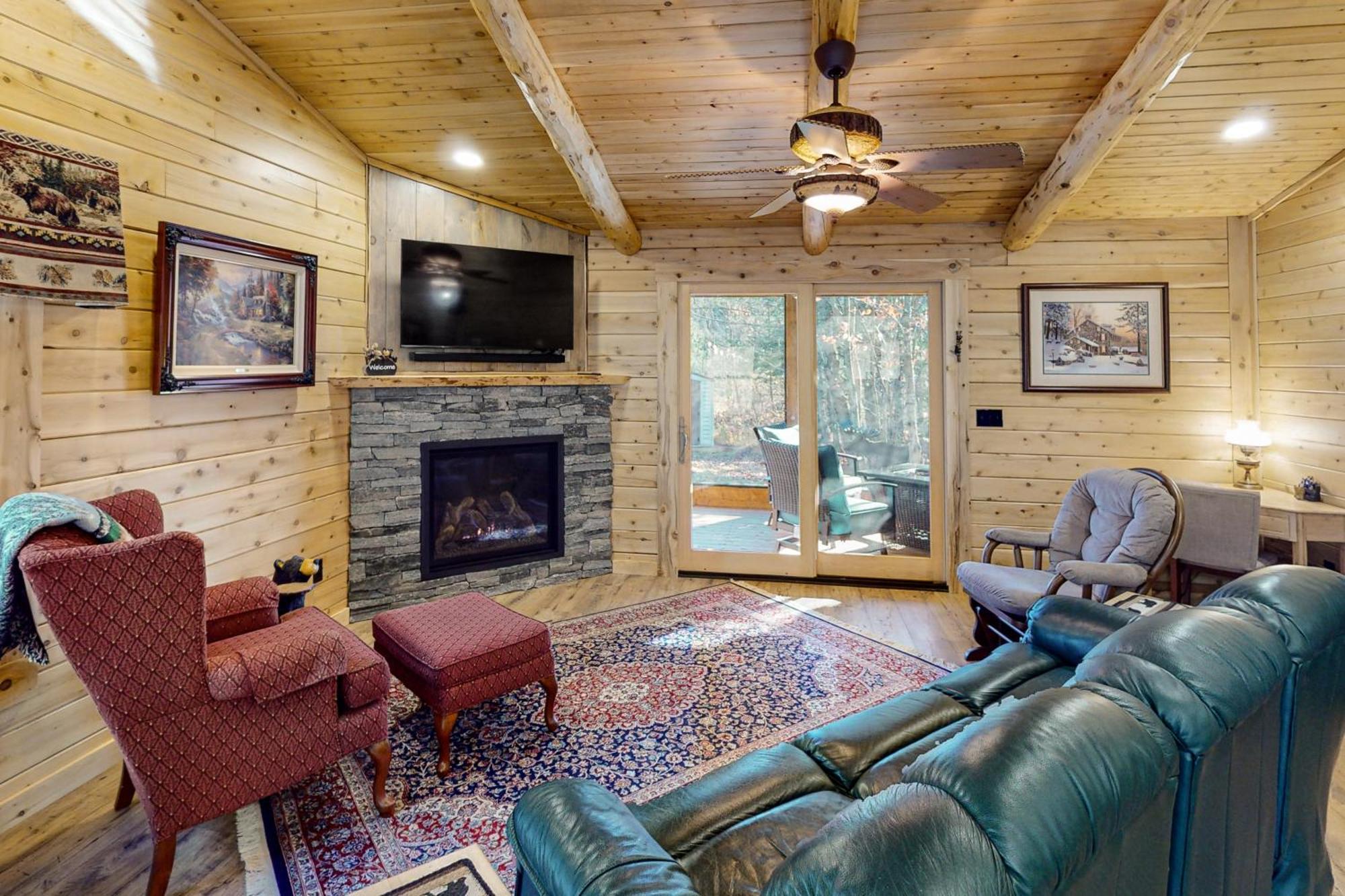 Blackbear Log Cabin Morrisville Ngoại thất bức ảnh